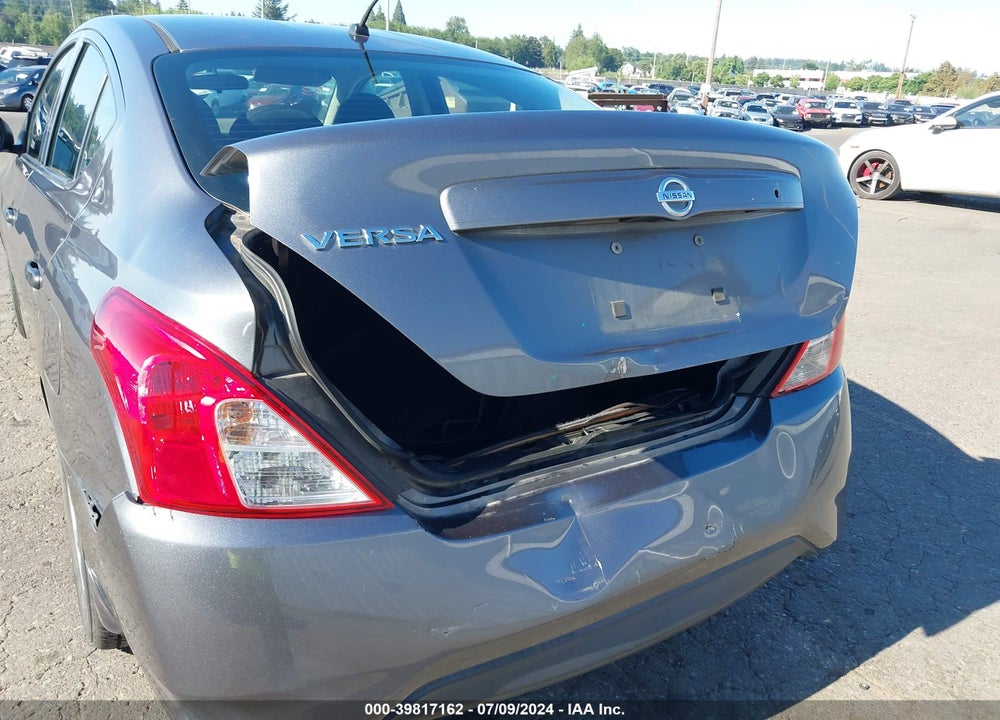 2017 NISSAN VERSA VIN: 3N1CN7AP9HL824924