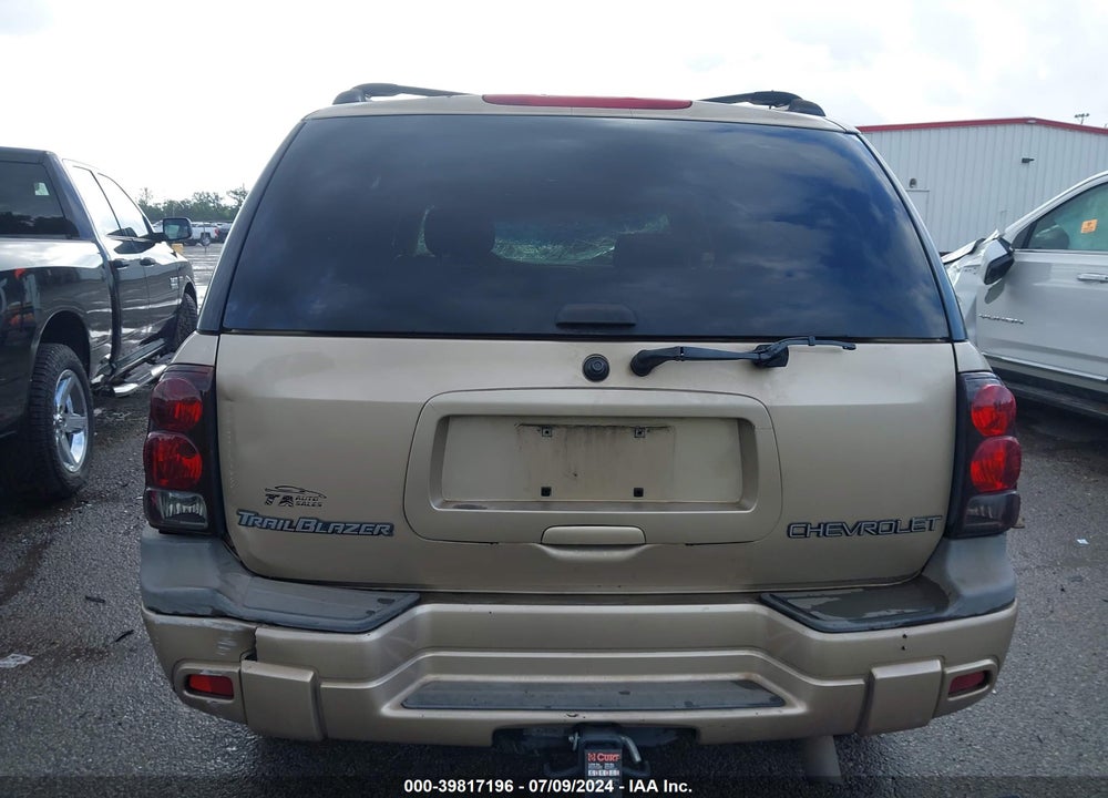 2004 CHEVROLET TRAILBLAZER LS VIN: 1GNDS13S742135864