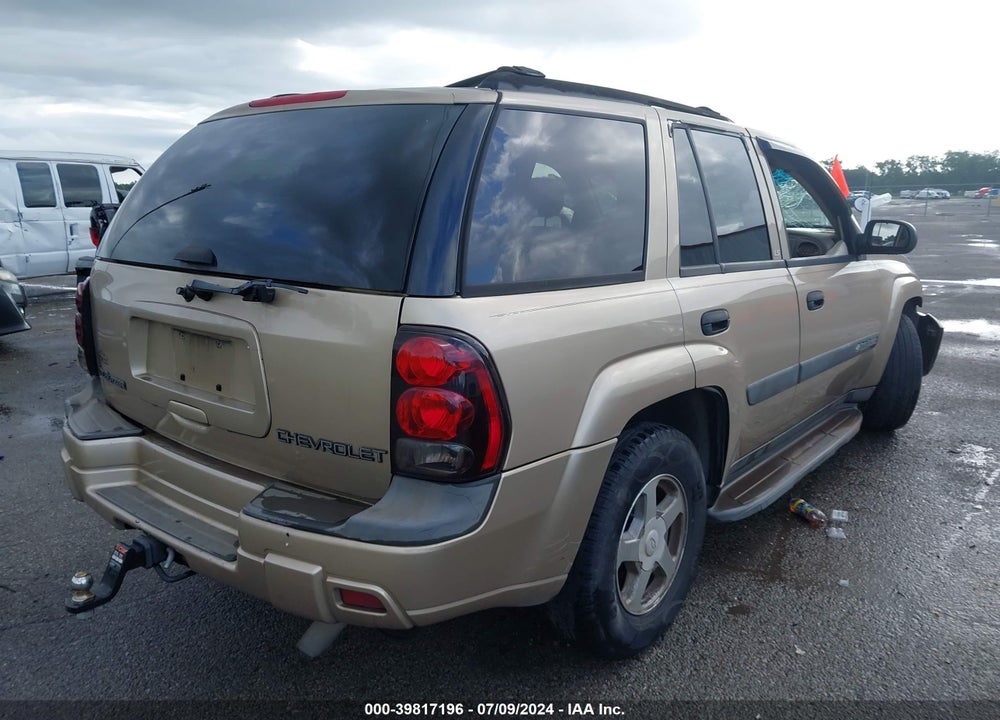 2004 CHEVROLET TRAILBLAZER LS VIN: 1GNDS13S742135864