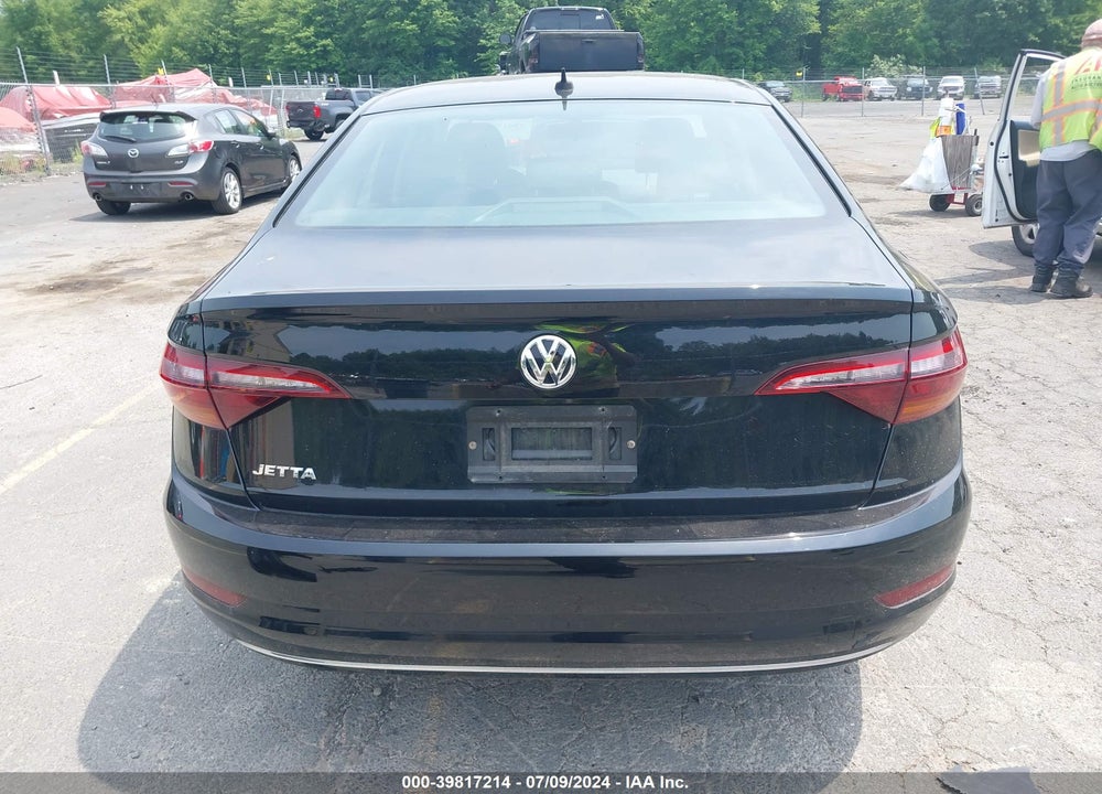 2019 VOLKSWAGEN JETTA 1.4T R-LINE/1.4T S/1.4T SE VIN: 3VWC57BU1KM035392