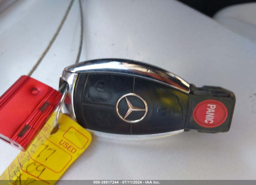 2009 MERCEDES-BENZ C 300 LUXURY/SPORT VIN: WDDGF54X29R067330