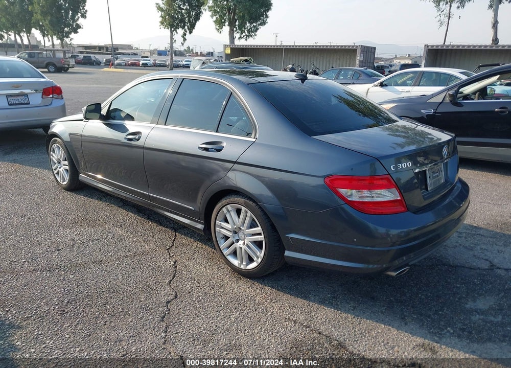 2009 MERCEDES-BENZ C 300 LUXURY/SPORT VIN: WDDGF54X29R067330