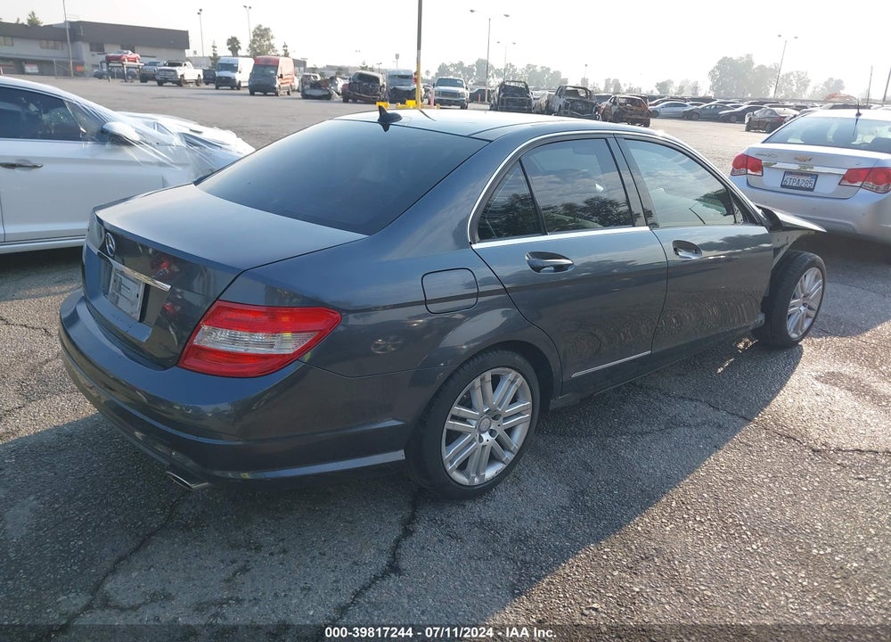 2009 MERCEDES-BENZ C 300 LUXURY/SPORT VIN: WDDGF54X29R067330