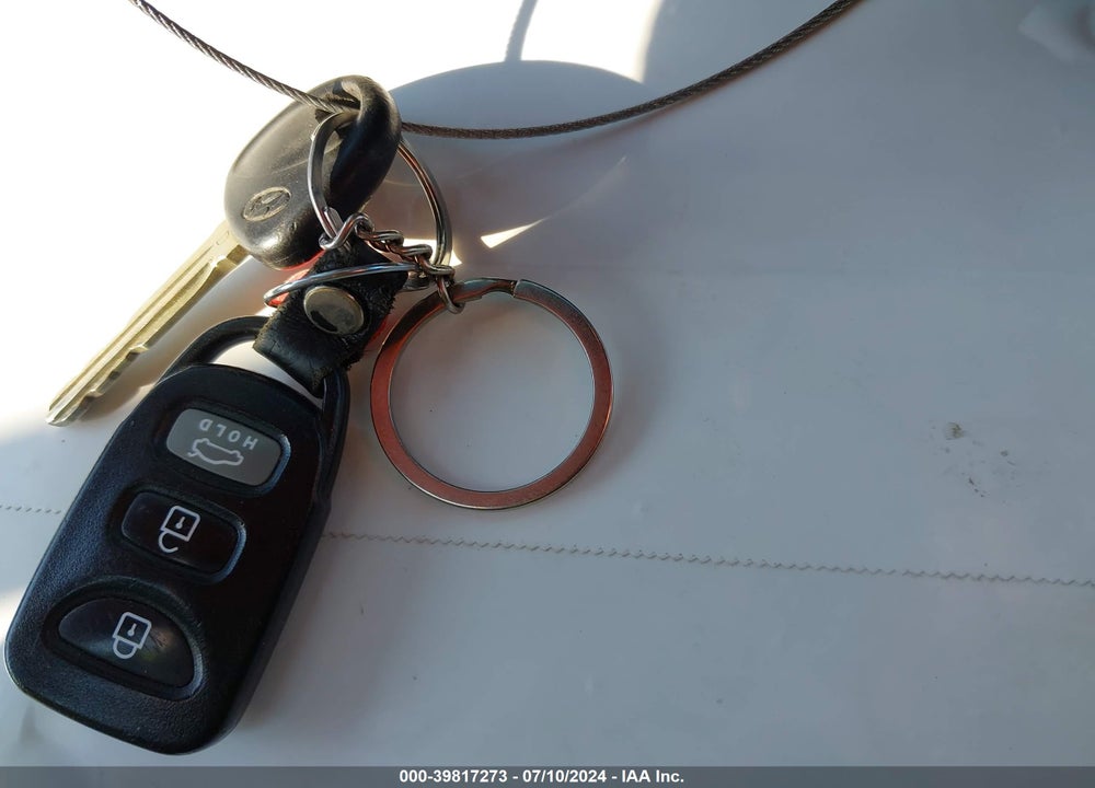 2009 HYUNDAI ELANTRA SE VIN: KMHDU46D39U656122