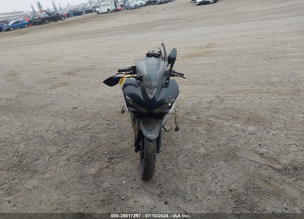 2016 YAMAHA YZFR3 VIN: MH3RH06Y3GK014049