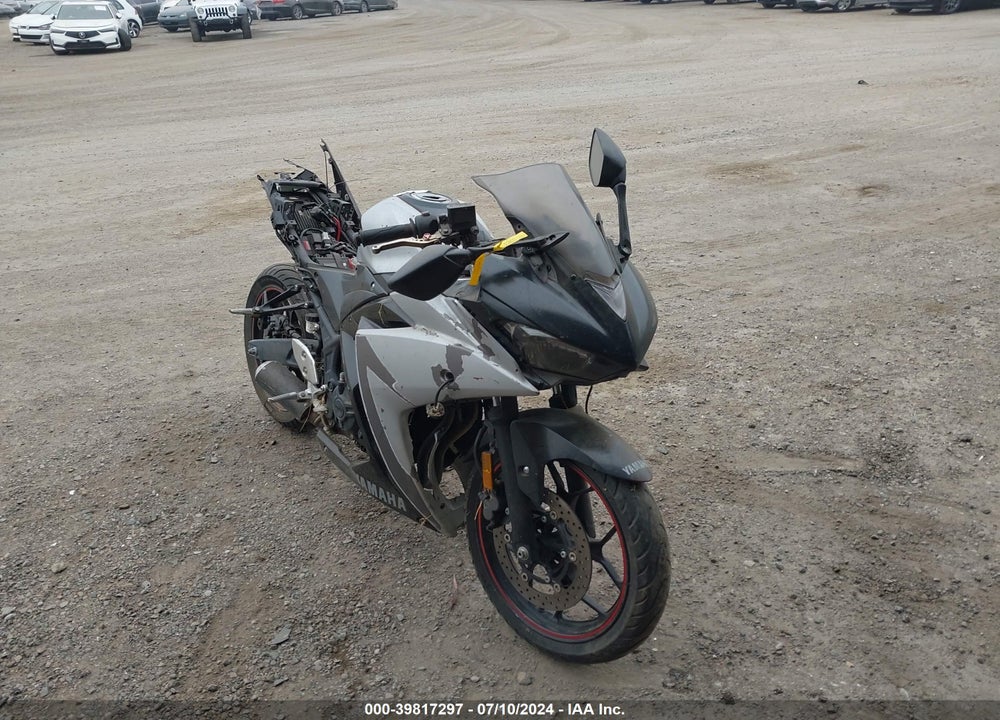 2016 YAMAHA YZFR3 VIN: MH3RH06Y3GK014049