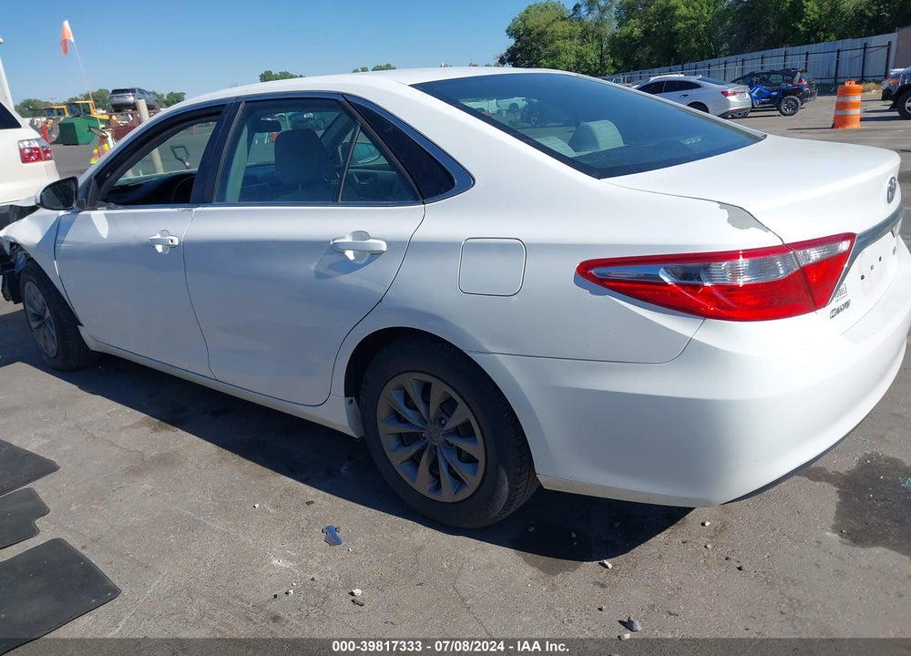 2015 TOYOTA CAMRY LE VIN: 4T4BF1FK2FR476985