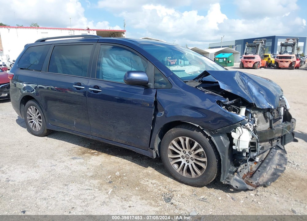 2020 TOYOTA SIENNA XLE VIN: 5TDYZ3DC3LS068373