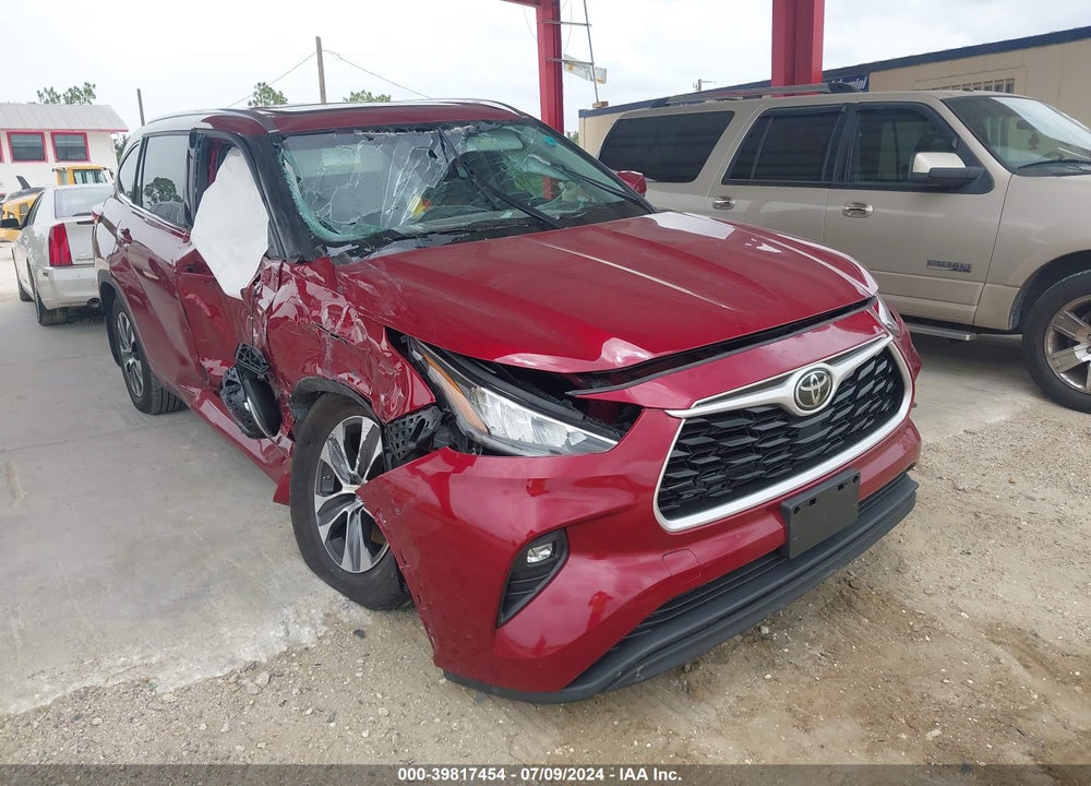 2020 TOYOTA HIGHLANDER XLE VIN: 5TDHZRBH6LS015782