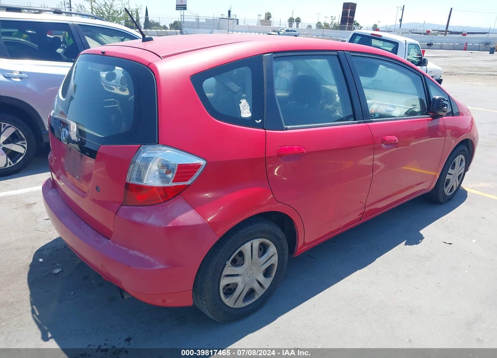 2010 HONDA FIT VIN: JHMGE8H29AC038197
