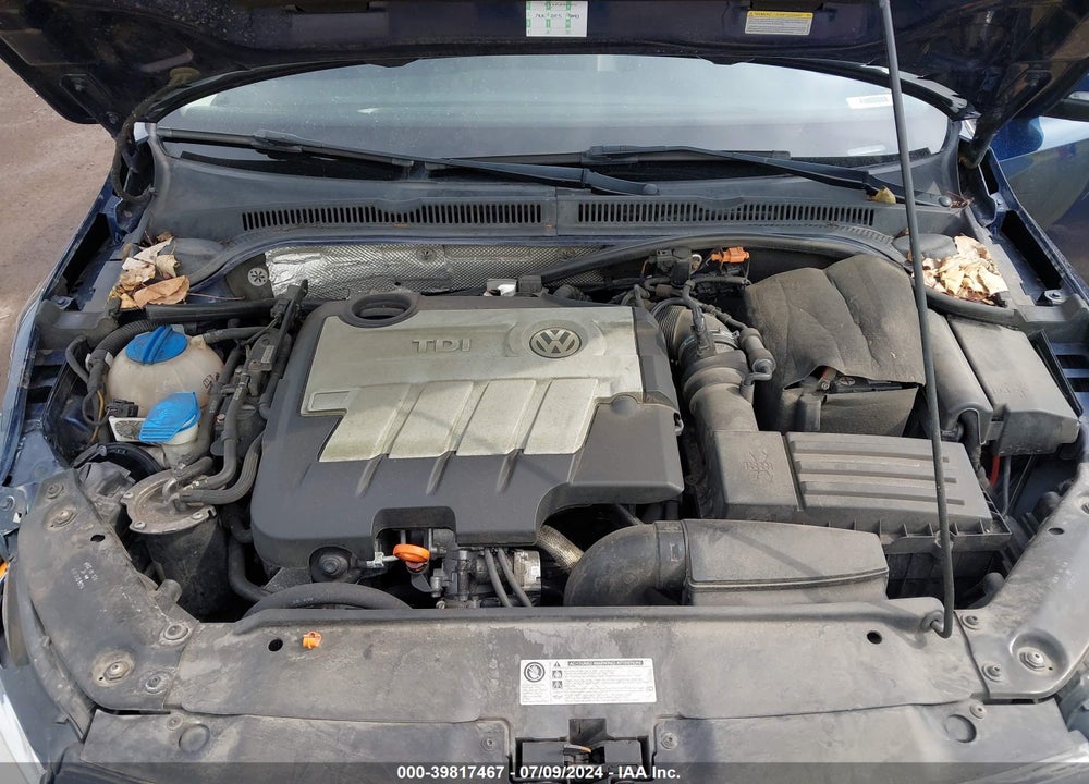 2012 VOLKSWAGEN JETTA 2.0L TDI VIN: 3VWLL7AJ8CM360278