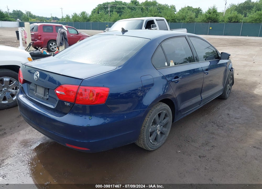 2012 VOLKSWAGEN JETTA 2.0L TDI VIN: 3VWLL7AJ8CM360278
