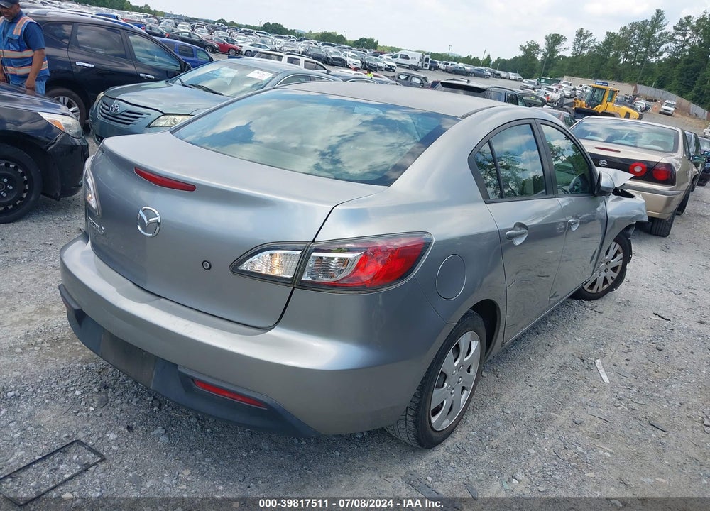 2011 MAZDA 3 I SPORT VIN: JM1BL1UGXB1412145