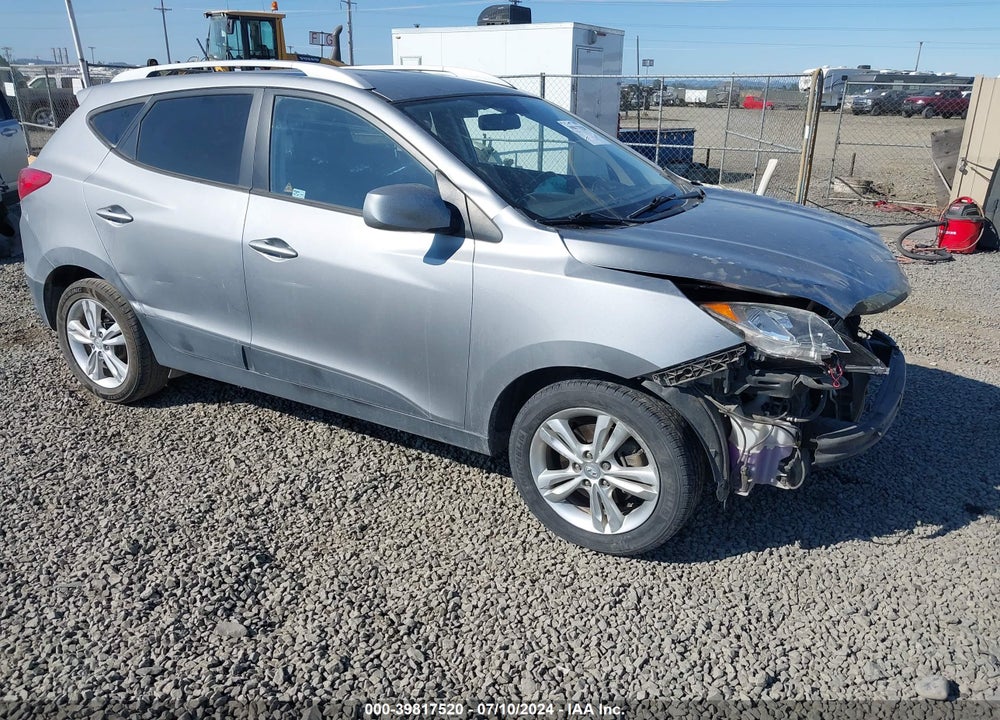 2010 HYUNDAI TUCSON GLS VIN: KM8JUCAC0AU042273