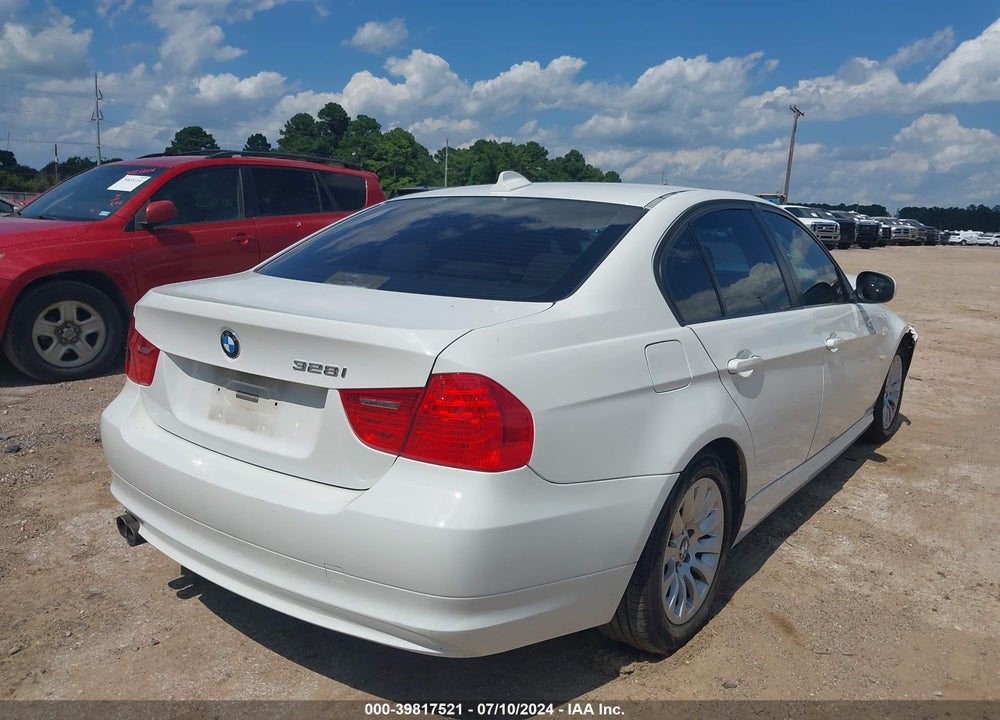 2009 BMW 328I VIN: WBAPH77579NL82123
