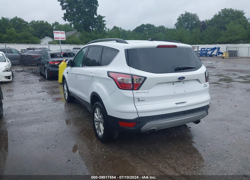 2018 FORD ESCAPE SE VIN: 1FMCU9GD6JUA74804