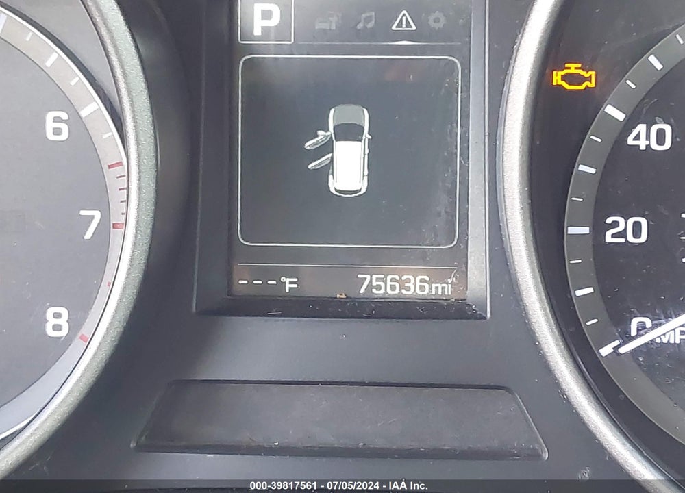 2017 HYUNDAI SANTA FE SPORT 2.4L VIN: 5NMZUDLB7HH038854