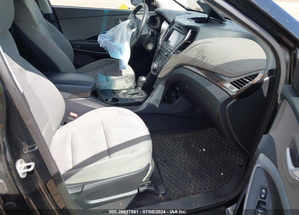 2017 HYUNDAI SANTA FE SPORT 2.4L VIN: 5NMZUDLB7HH038854
