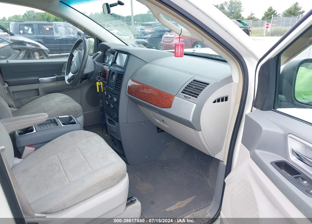 2008 CHRYSLER TOWN & COUNTRY TOURING VIN: 2A8HR54PX8R700566