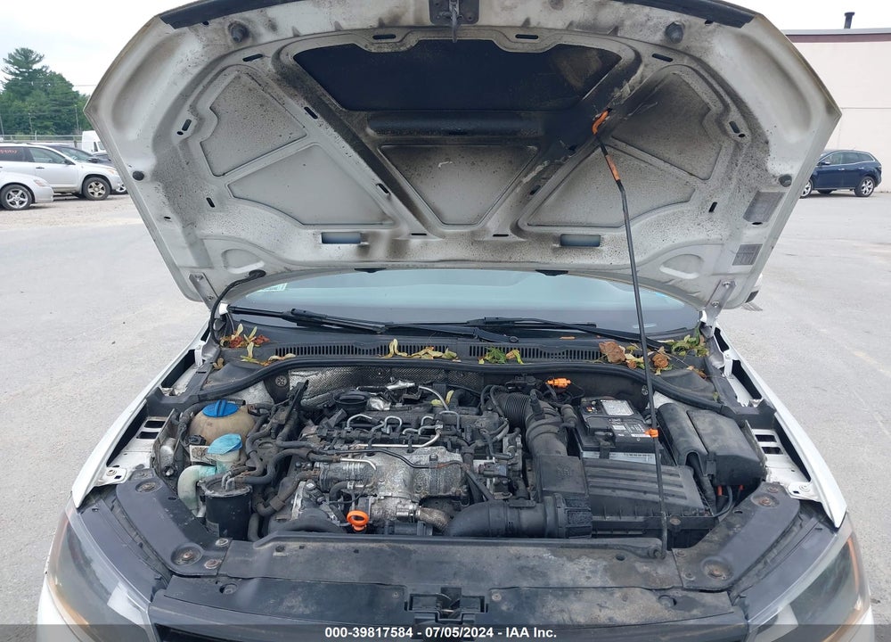 2012 VOLKSWAGEN JETTA 2.0L TDI VIN: 3VW3L7AJ5CM457342