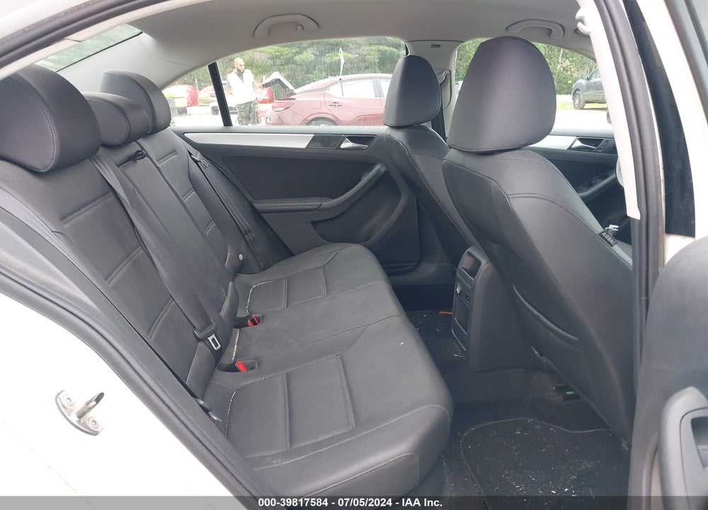 2012 VOLKSWAGEN JETTA 2.0L TDI VIN: 3VW3L7AJ5CM457342