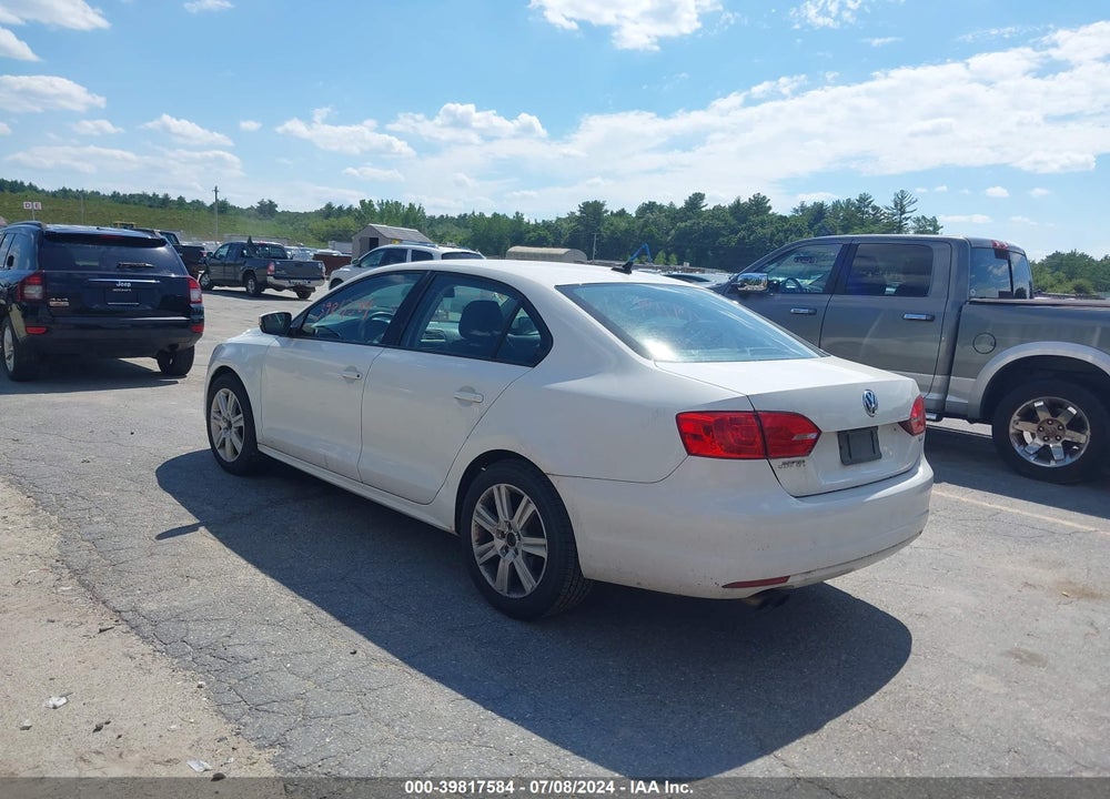 2012 VOLKSWAGEN JETTA 2.0L TDI VIN: 3VW3L7AJ5CM457342