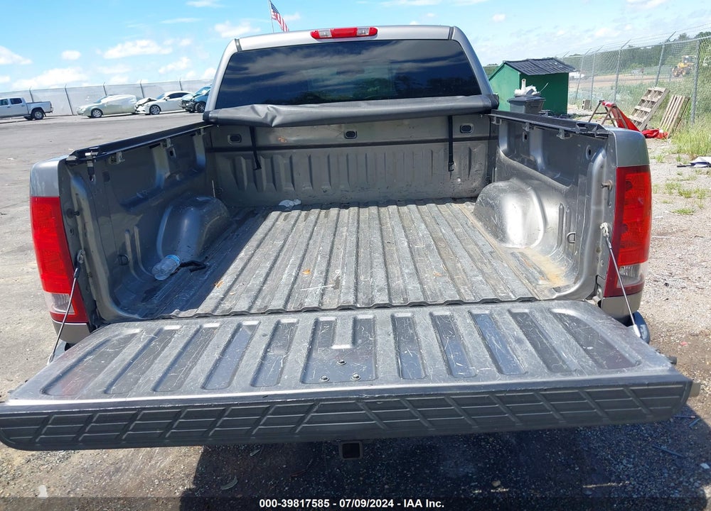 2007 GMC SIERRA 1500 SLE1 VIN: 3GTEK13MX7G552857