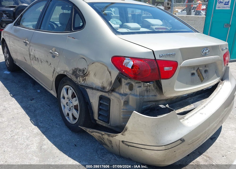 2008 HYUNDAI ELANTRA GLS/SE VIN: KMHDU46D38U330092