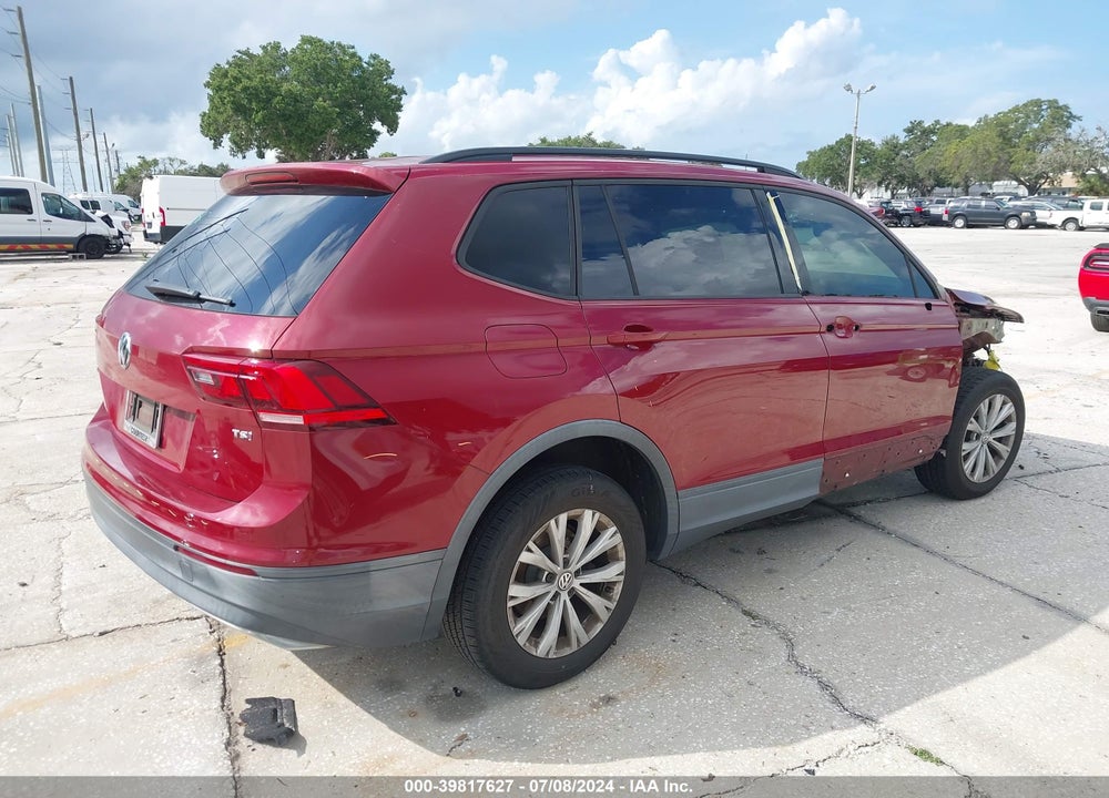 2018 VOLKSWAGEN TIGUAN 2.0T S VIN: 3VV1B7AX8JM043309