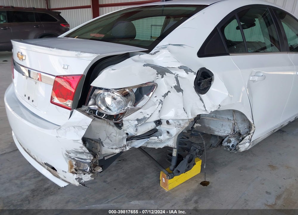 2014 CHEVROLET CRUZE 1LT MANUAL VIN: 1G1PD5SB6E7229806
