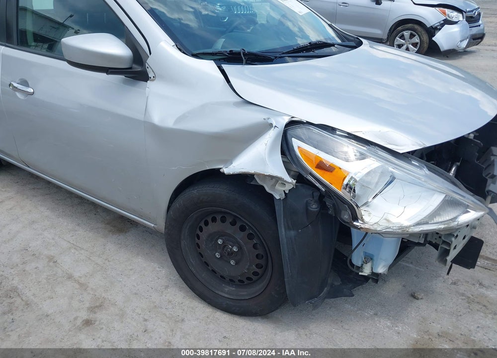 2019 NISSAN VERSA 1.6 SV VIN: 3N1CN7AP4KL859653