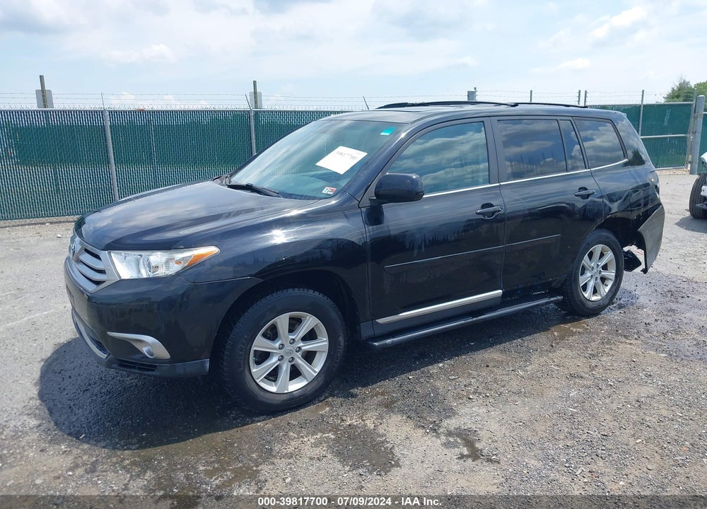 2011 TOYOTA HIGHLANDER SE V6 VIN: 5TDBK3EH5BS068247