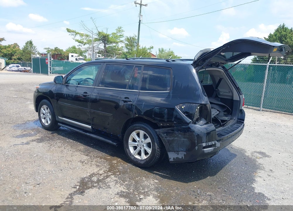 2011 TOYOTA HIGHLANDER SE V6 VIN: 5TDBK3EH5BS068247