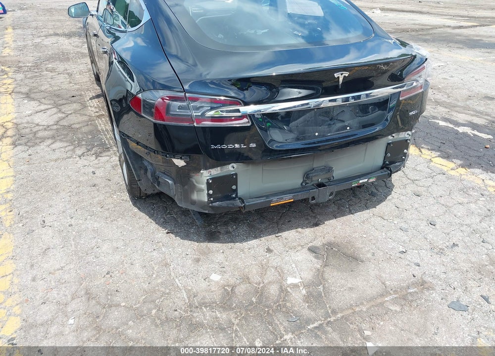 2015 TESLA MODEL S 70D/85D/P85D VIN: 5YJSA1E25FF101096