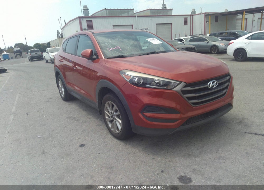 2016 HYUNDAI TUCSON SE VIN: KM8J23A43GU040329