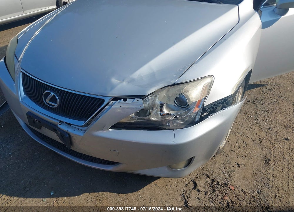 2008 LEXUS IS 250 VIN: JTHCK262282025850
