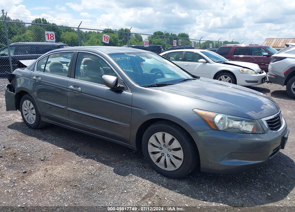 2009 HONDA ACCORD 2.4 LX VIN: 1HGCP26399A006085