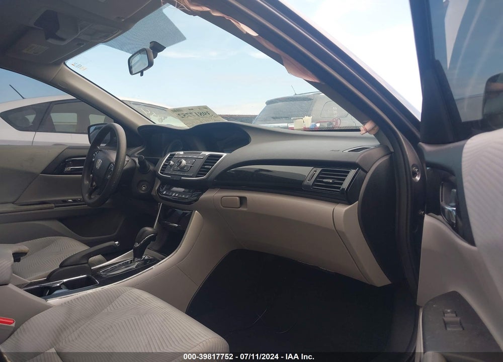 2017 HONDA ACCORD LX VIN: 1HGCR2F32HA207514