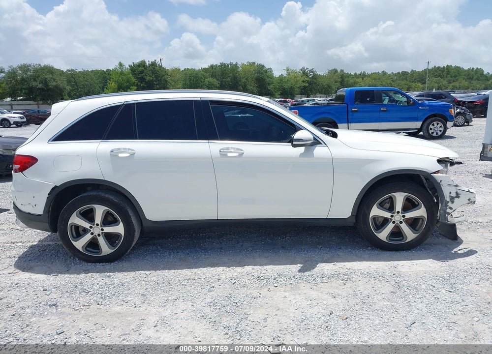 2017 MERCEDES-BENZ GLC 300 VIN: WDC0G4JB5HF130085