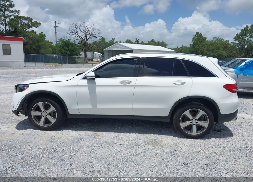 2017 MERCEDES-BENZ GLC 300 VIN: WDC0G4JB5HF130085