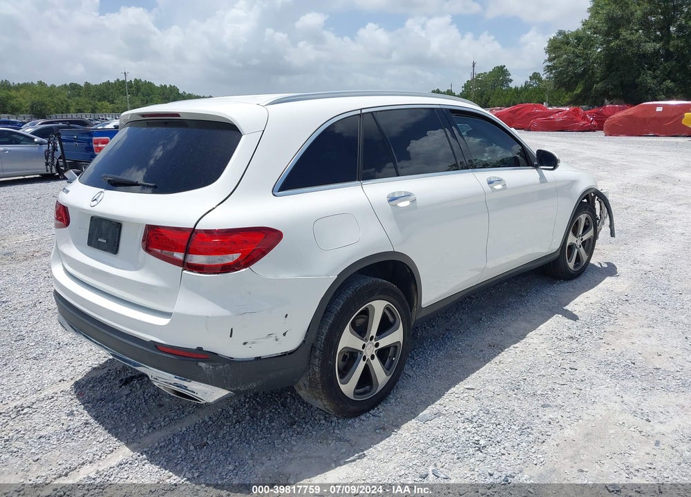2017 MERCEDES-BENZ GLC 300 VIN: WDC0G4JB5HF130085