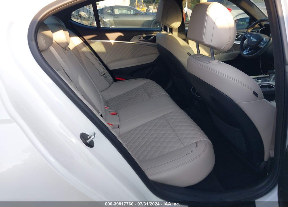 2022 GENESIS G70 3.3T AWD VIN: KMTG54TE9NU095447