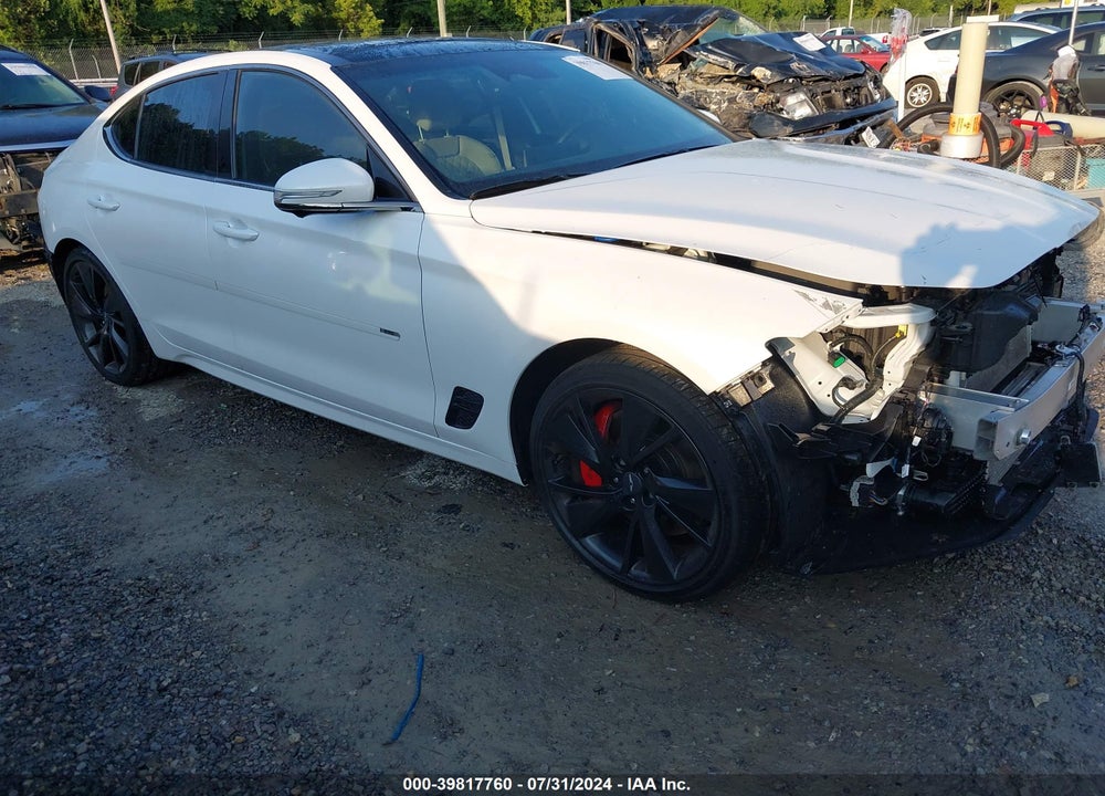 2022 GENESIS G70 3.3T AWD VIN: KMTG54TE9NU095447