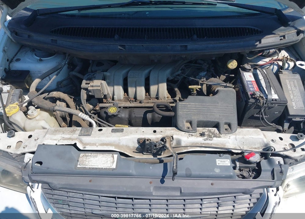 2000 CHRYSLER TOWN & COUNTRY LX VIN: 1C4GP44R4YB567466