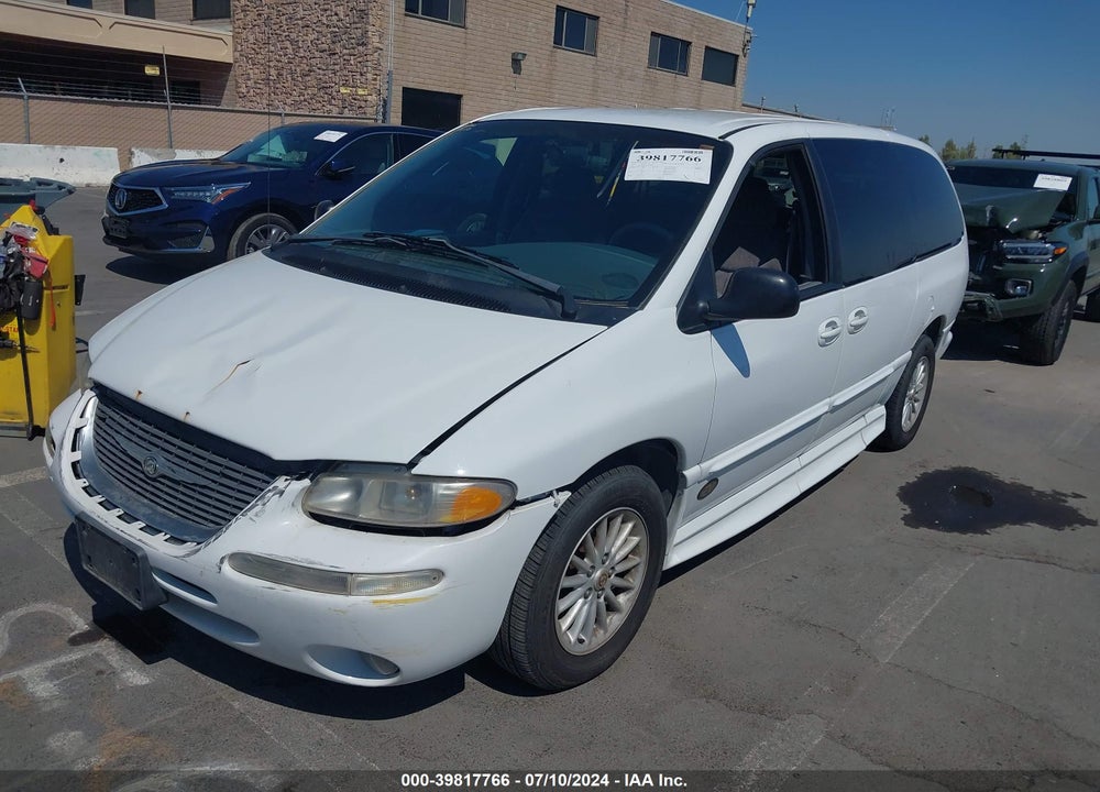 2000 CHRYSLER TOWN & COUNTRY LX VIN: 1C4GP44R4YB567466