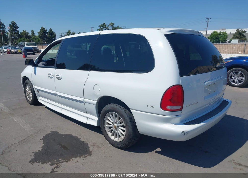 2000 CHRYSLER TOWN & COUNTRY LX VIN: 1C4GP44R4YB567466