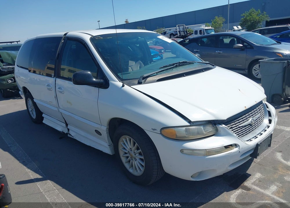 2000 CHRYSLER TOWN & COUNTRY LX VIN: 1C4GP44R4YB567466