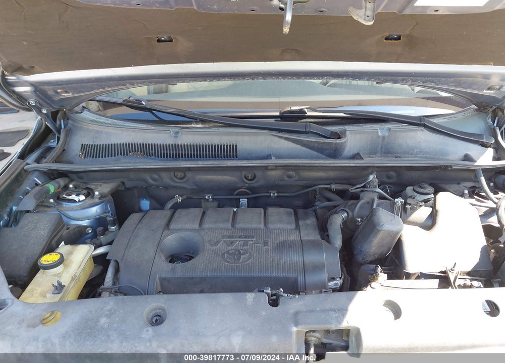 2011 TOYOTA RAV4 VIN: 2T3ZF4DV0BW102352