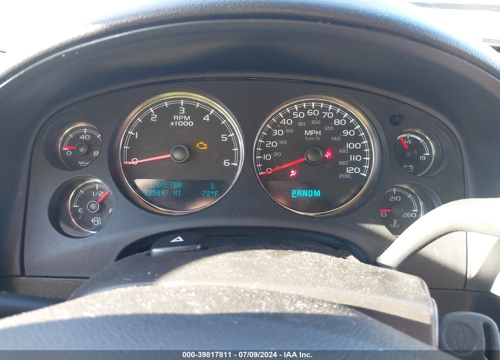 2013 CHEVROLET SUBURBAN 1500 LT VIN: 1GNSKJE79DR270285
