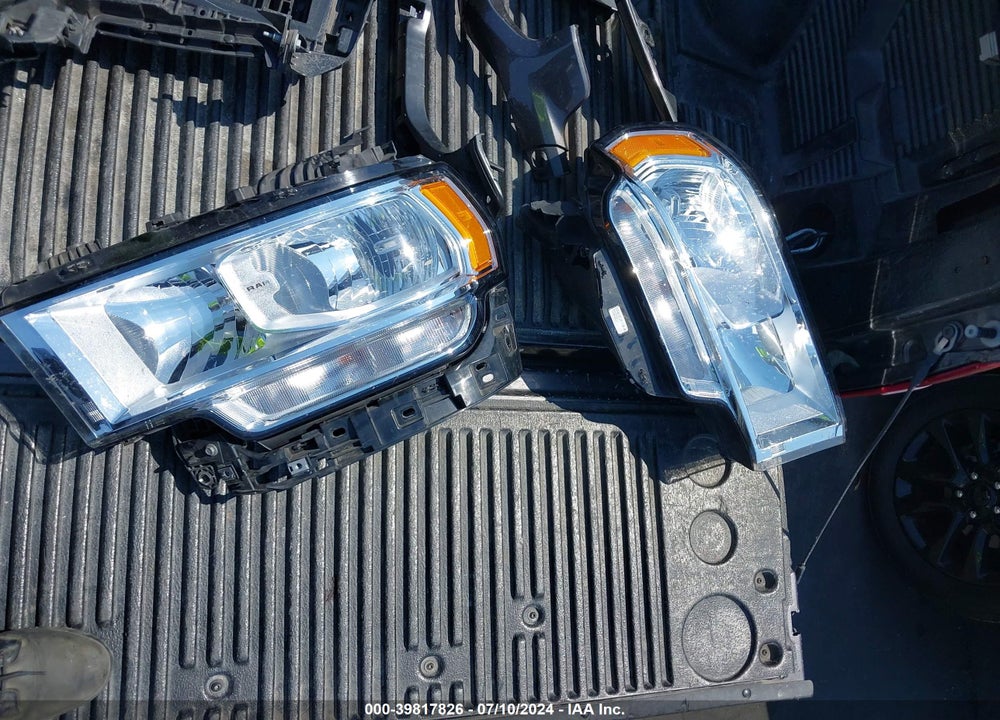 2022 RAM 3500 BIG HORN  4X4 8' BOX VIN: 3C63R3HL9NG175795